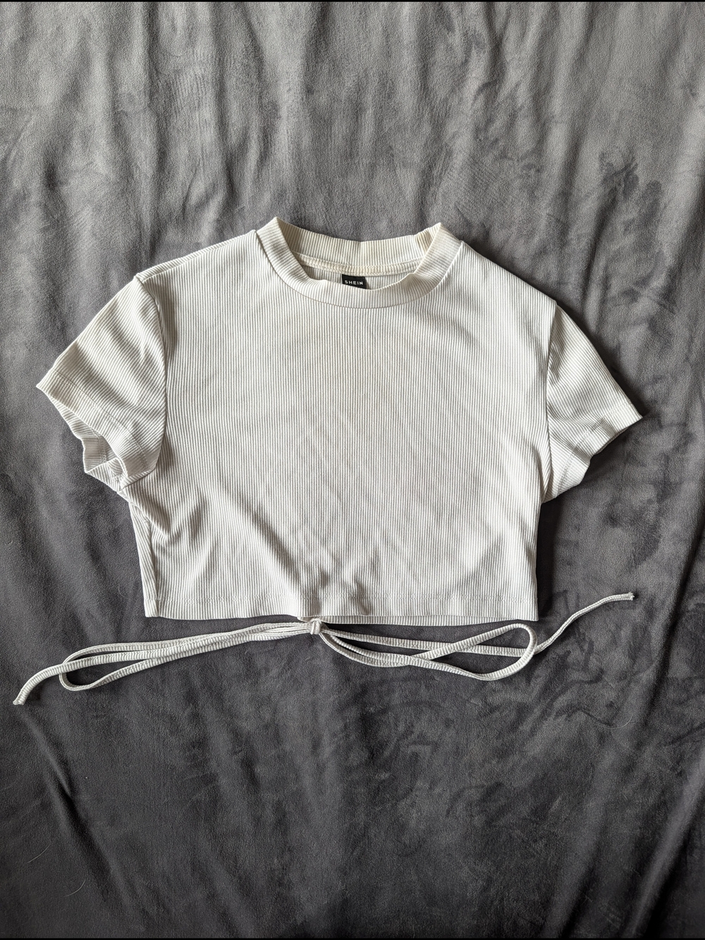SHEIN White Ribbed Cropped Tee with Tie Waist
